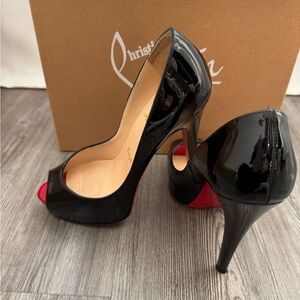 Louboutin Peeptoe heel Size 34.5 (US size 4-1/2) Black